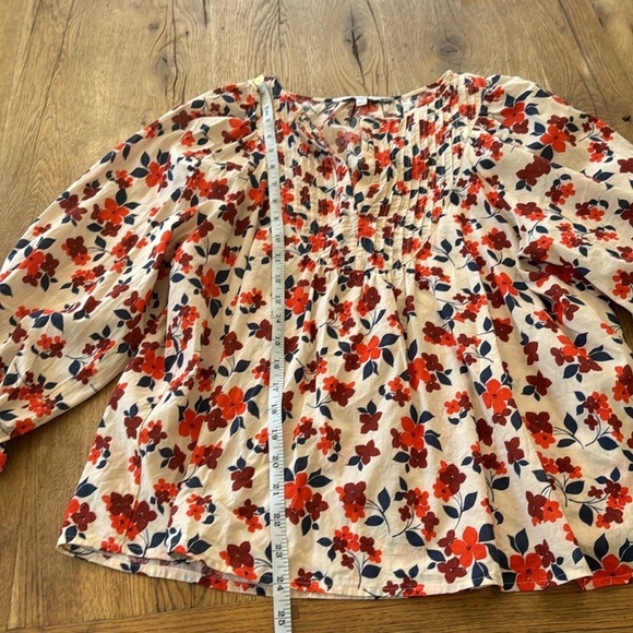 Elizabeth and James Floral Pintuck Blouse SZ XS - Picture 5 of 6